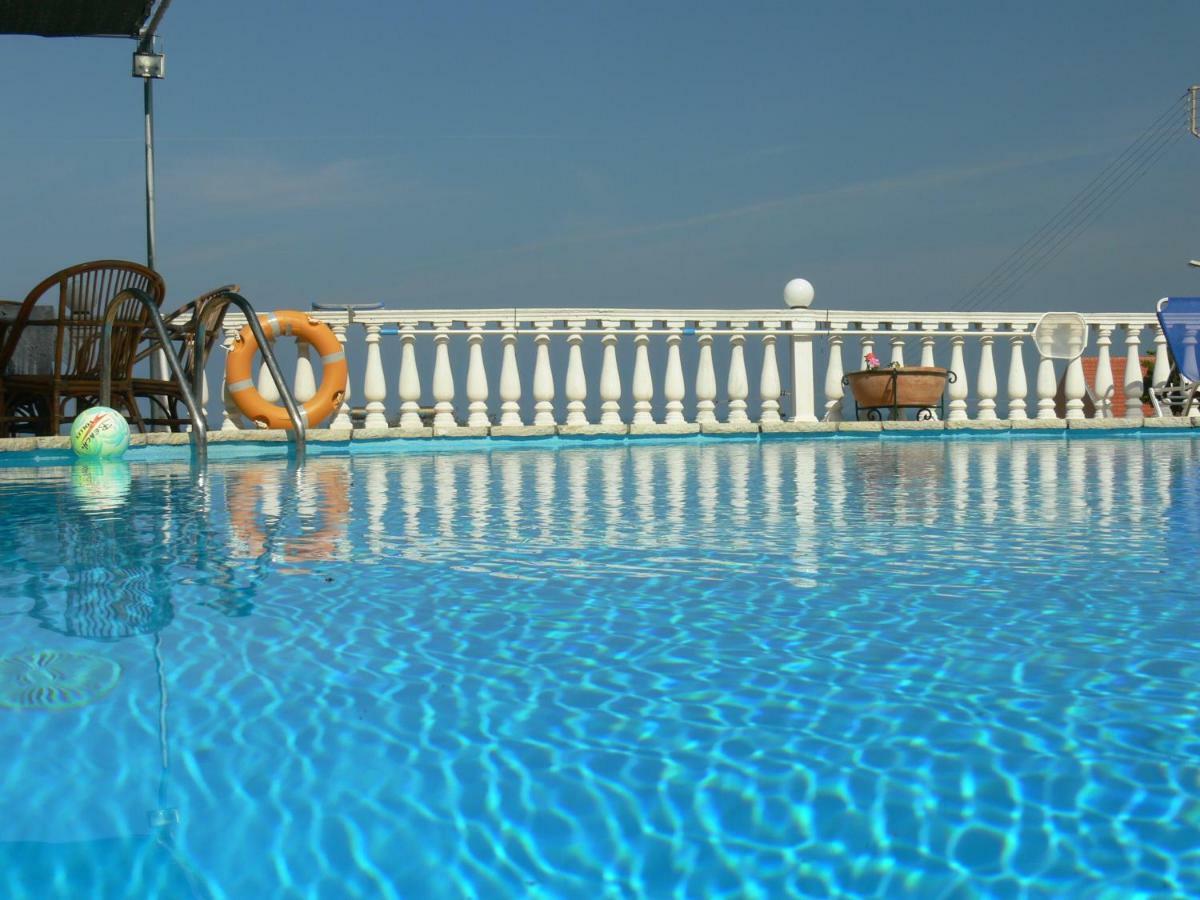 Angela Apartments Pool Gardens And Sea Views Agios Stefanos Avliotes  Zewnętrze zdjęcie